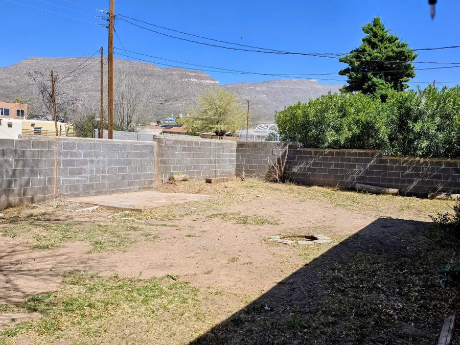 1822 Lamar CIR, Alamogordo, NM 88310 - #3