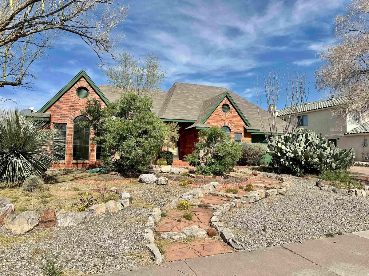 724 Eagle DR, Alamogordo, NM 88310 - #1