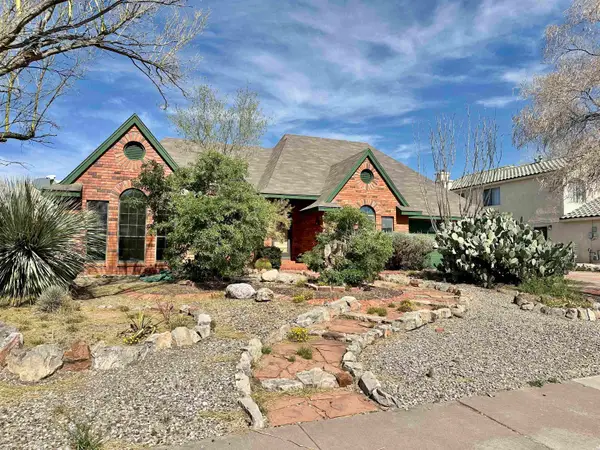 724 Eagle DR, Alamogordo, NM 88310