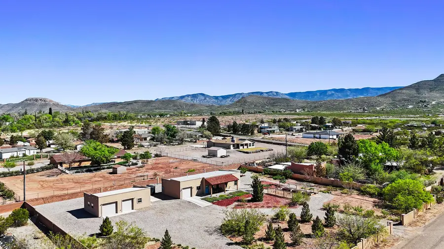 7 Calle Flores, La Luz, NM 88337 - #2