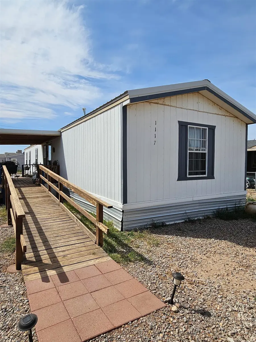1117 Lackland AVE, Alamogordo, NM 88310 - #2