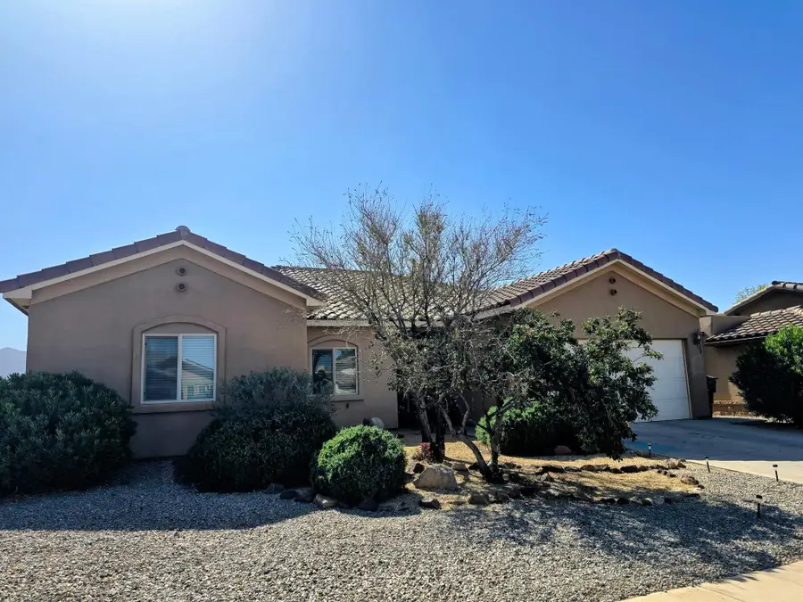 3514 Red Arroyo DR, Alamogordo, NM 88310 - #3