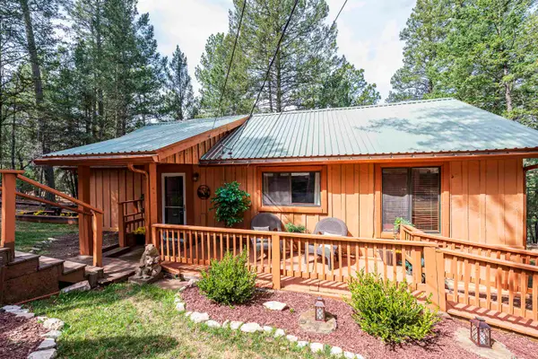 16 Mountain View Ln, Cloudcroft, NM 88317