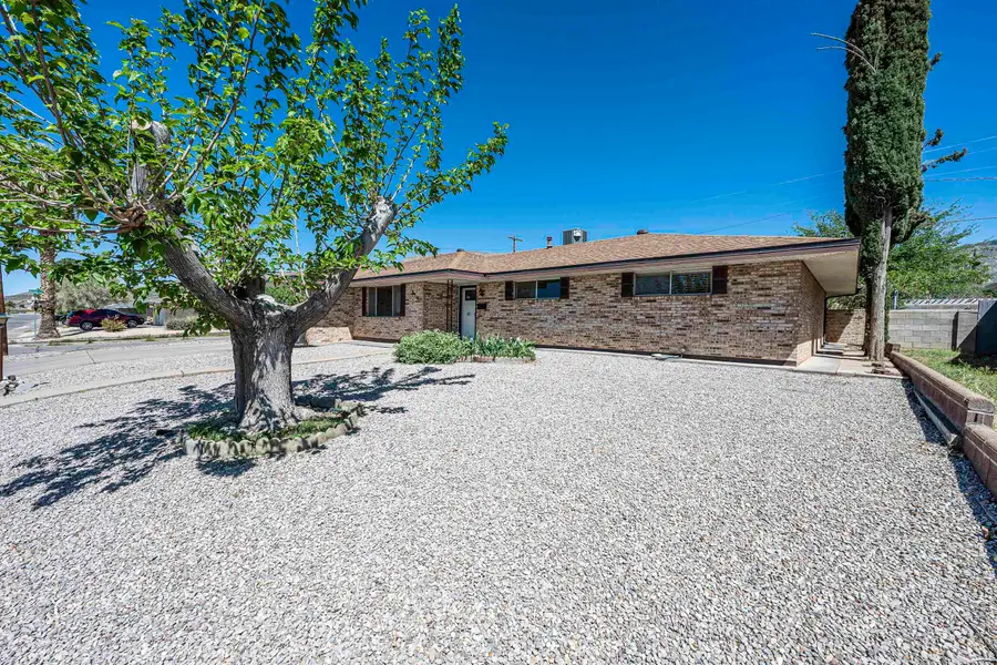 1810 Arizona AVE, Alamogordo, NM 88310 - #2