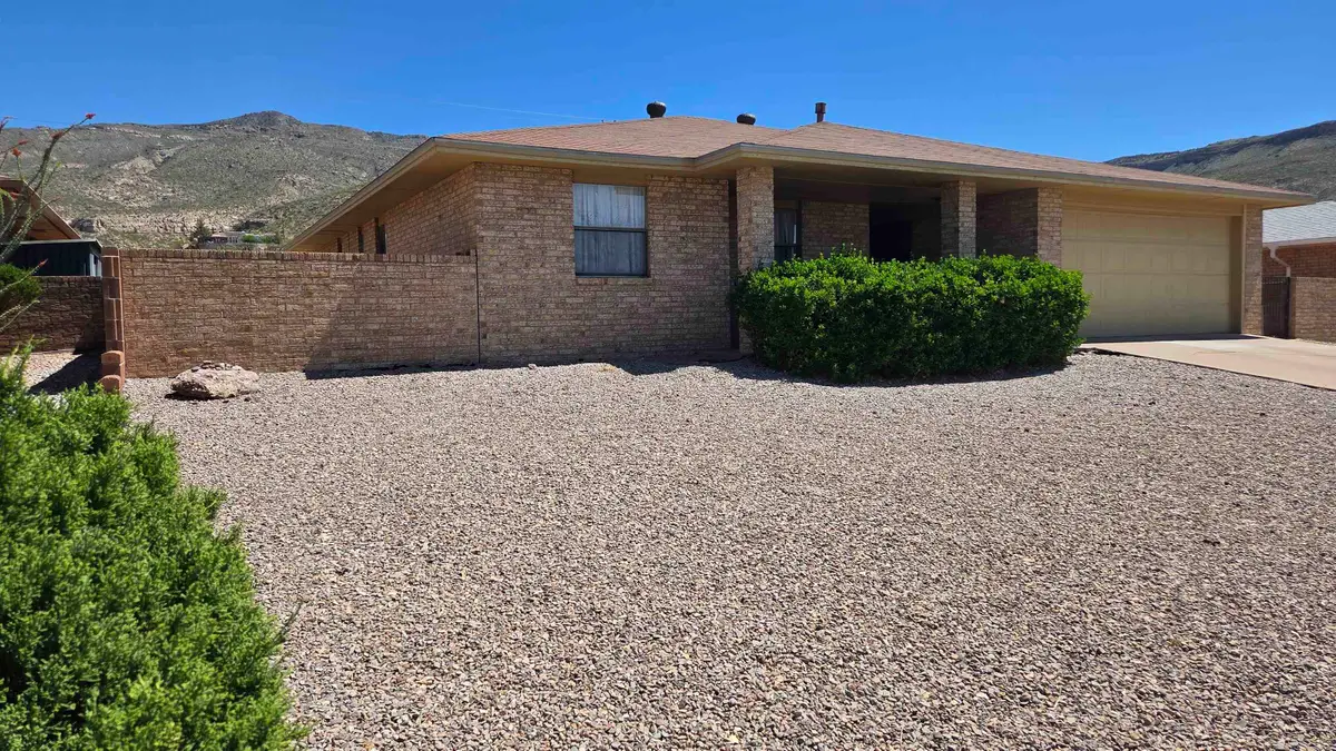 1208 Paiute TRL, Alamogordo, NM 88310 - #1