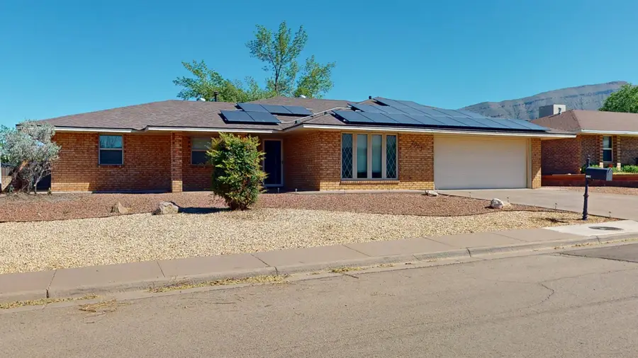 2907 Sunrise, Alamogordo, NM 88310 - #2