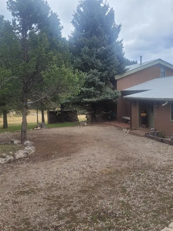 133 Trading Post Rd, Cloudcroft, NM 88317-9999