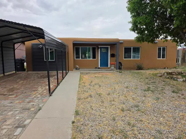 1805 Yucca LN, Alamogordo, NM 88310-0000