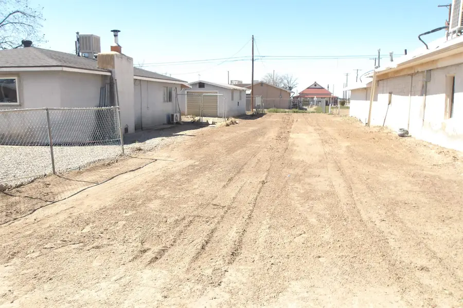 421 Delaware AVE, Alamogordo, NM 88310 - #3