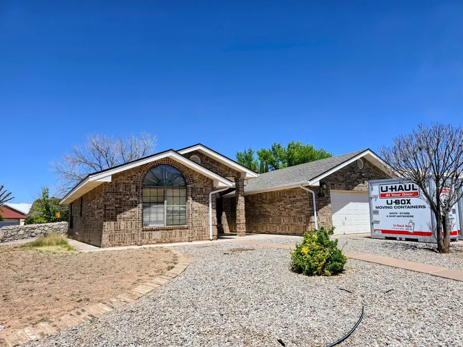493 Eagle DR, Alamogordo, NM 88310 - #3