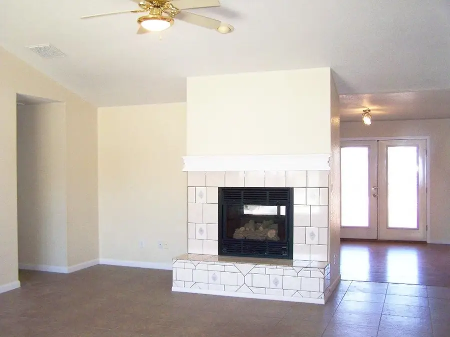 1340 Lindberg AVE, Alamogordo, NM 88310 - #2