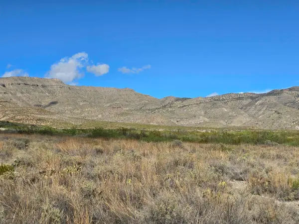 2200 Scenic DR, Alamogordo, NM 88310