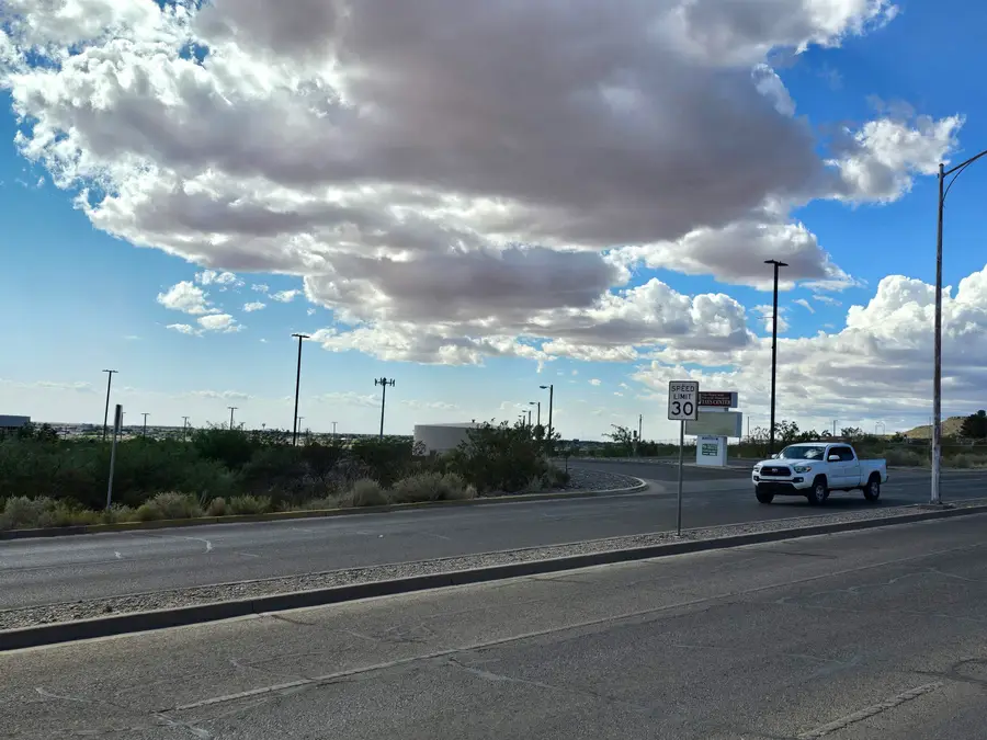 2200 Scenic DR, Alamogordo, NM 88310 - #3