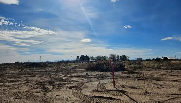 5 Desert Star St, Alamogordo, NM 88310