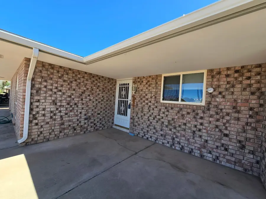 506 Sunglow AVE, Alamogordo, NM 88310 - #3