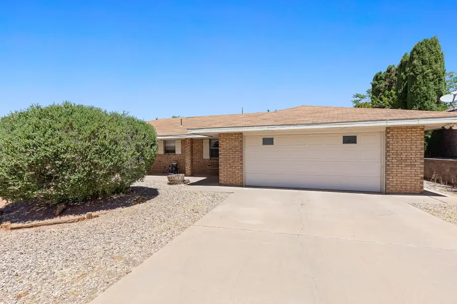 3003 Sunland DR, Alamogordo, NM 88310-0000 - #2