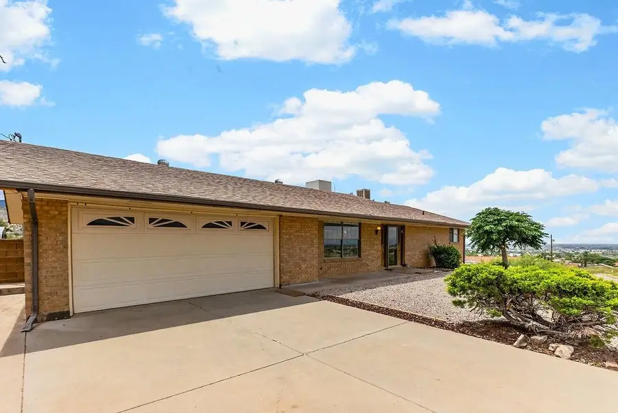 3328 Thunder RD, Alamogordo, NM 88310 - #2