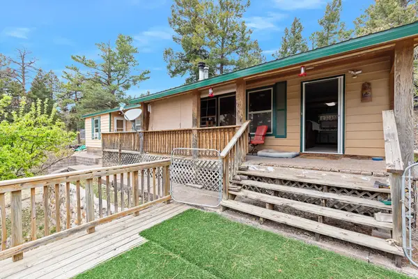 1008 Victoria Ave, Cloudcroft, NM 88317