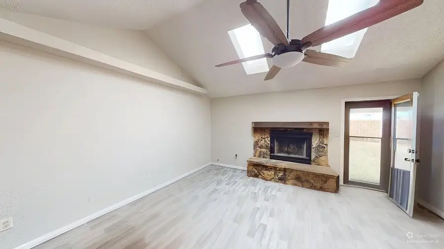 1418 Columbia AVE, Alamogordo, NM 88310-0000 - #2