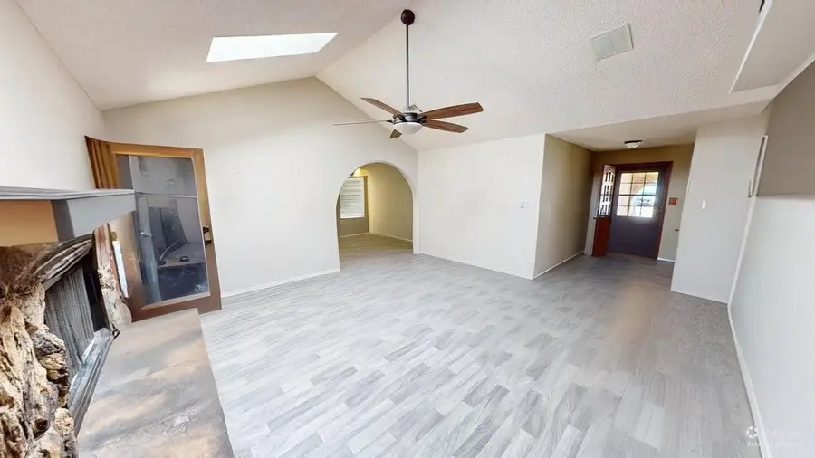 1418 Columbia AVE, Alamogordo, NM 88310-0000 - #3