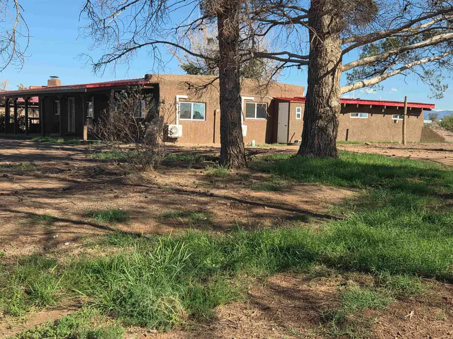 2780 Railroad Ave, Tularosa, NM 88352 - #2