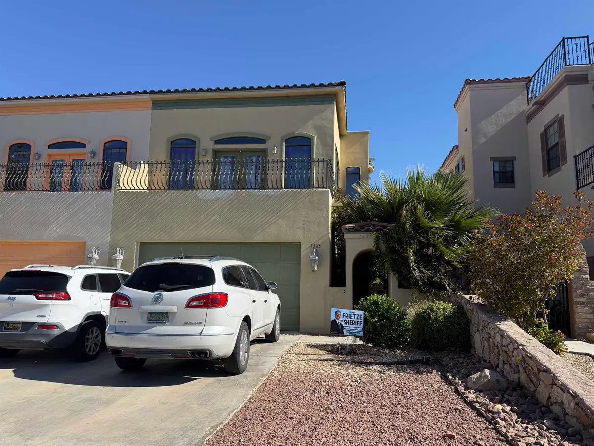 4303 Capistrano Ave, Las Cruces, NM 88011 - #1