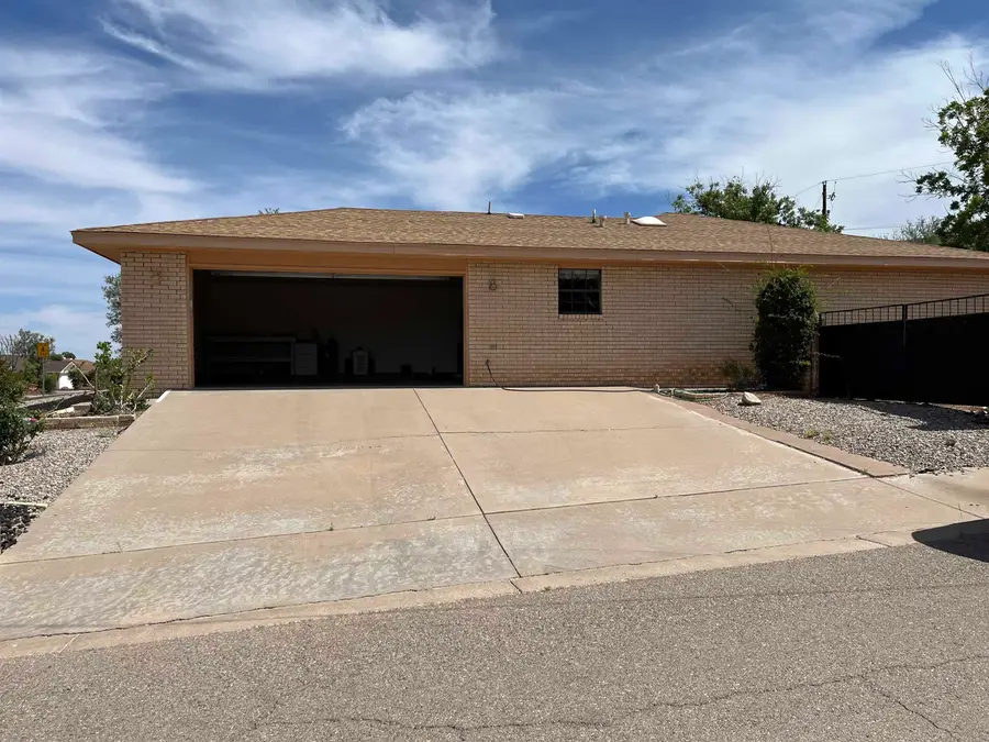 400 Sunbeam AVE, Alamogordo, NM 88310-4027 - #3