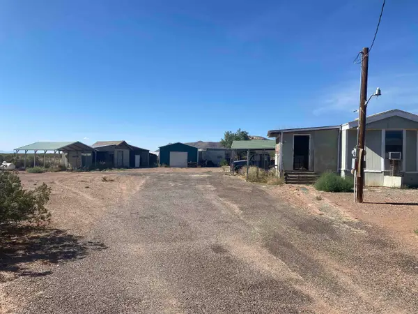 38 Arroyo DR, La Luz, NM 88337