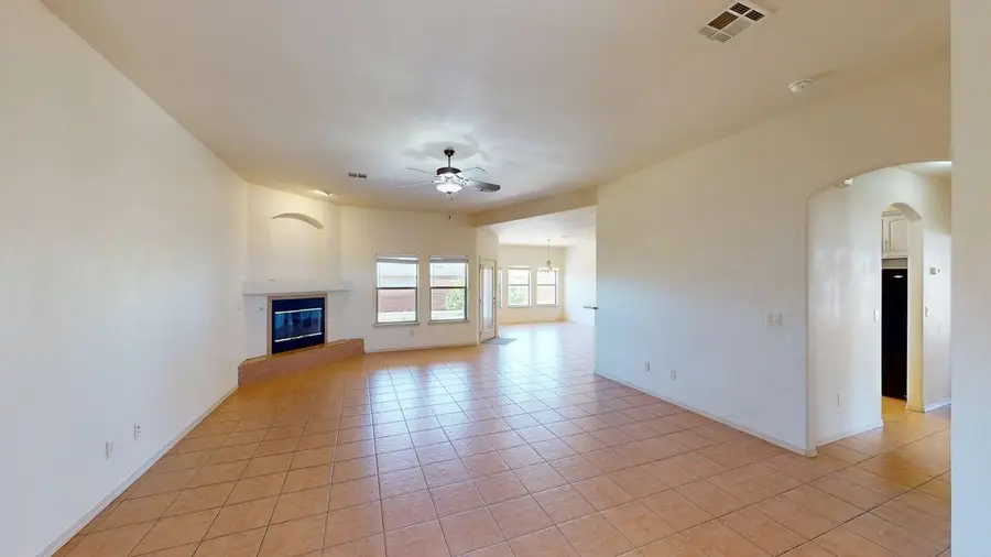 370 Brentwood DR, Alamogordo, NM 88310 - #3