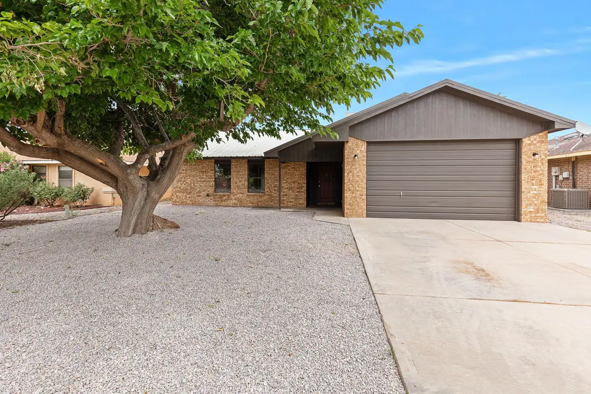 1406 Columbia AVE, Alamogordo, NM 88310 - #1