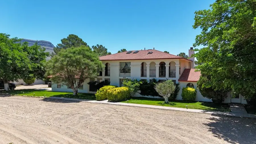 153 San Pedro DR, Alamogordo, NM 88310 - #2