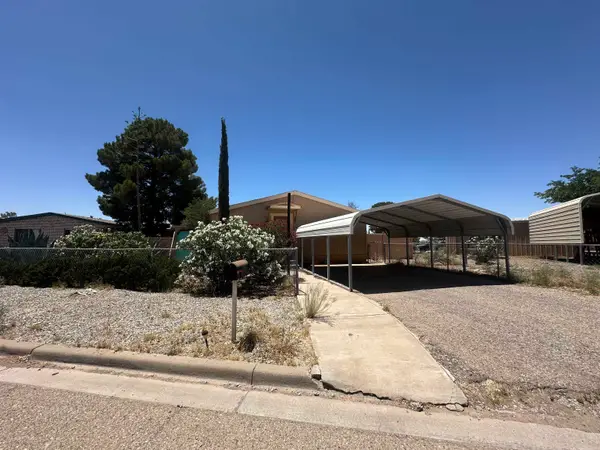 1303 Mobile LN, Alamogordo, NM 88310