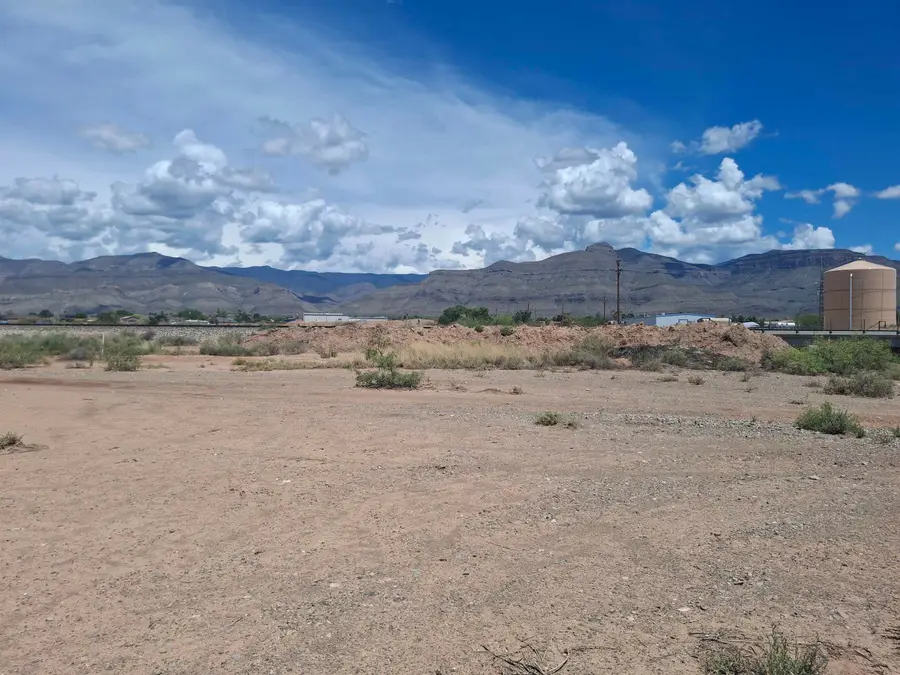 2067 S US Hwy 54, Alamogordo, NM 88310 - #2