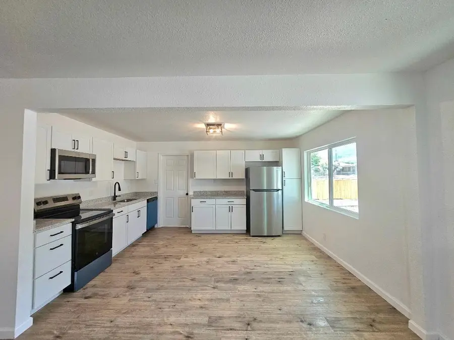 1603 Bellamah DR, Alamogordo, NM 88310 - #2