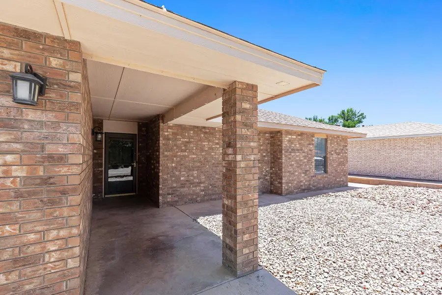 836 San Juan Dr, Alamogordo, NM 88310 - #2