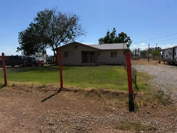 4 Bednorz Ln, Tularosa, NM 88352
