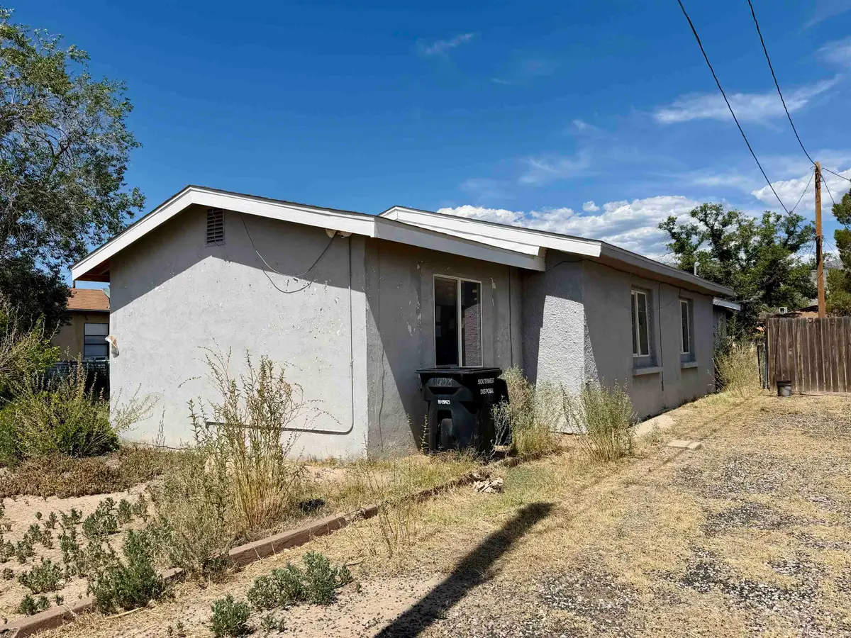 1608 Hawaii AVE, Alamogordo, NM 88310 - #1