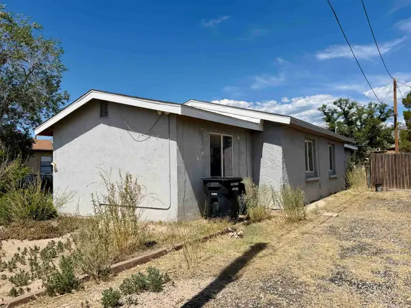 1608 Hawaii AVE, Alamogordo, NM 88310