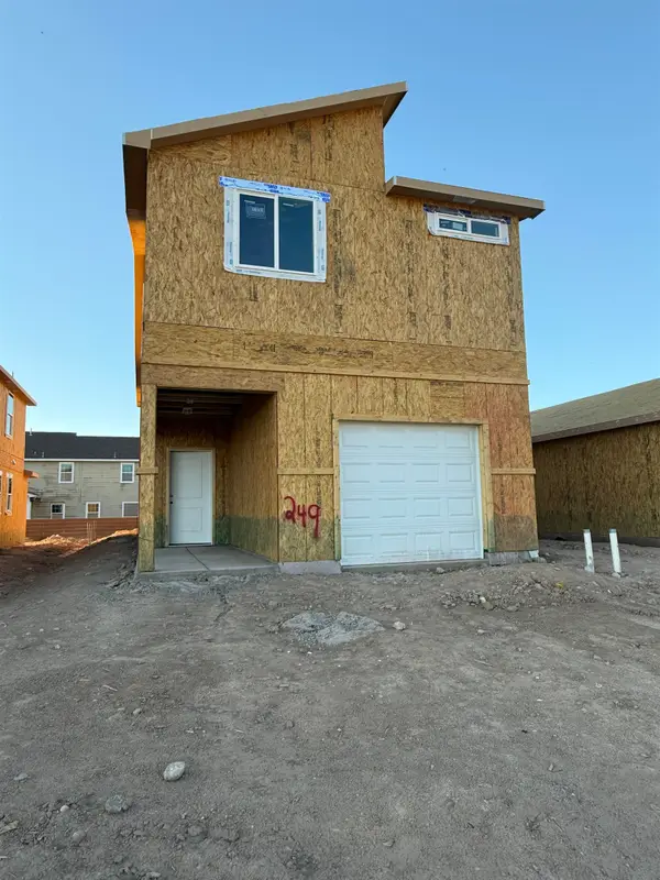 249 Kyle Rd, Alamogordo, NM 88310