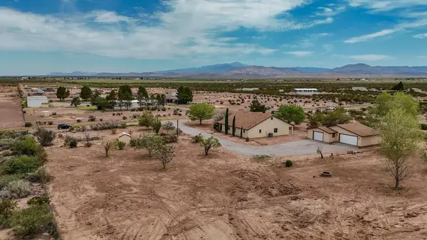 98 Derbyshire RD, Tularosa, NM 88352