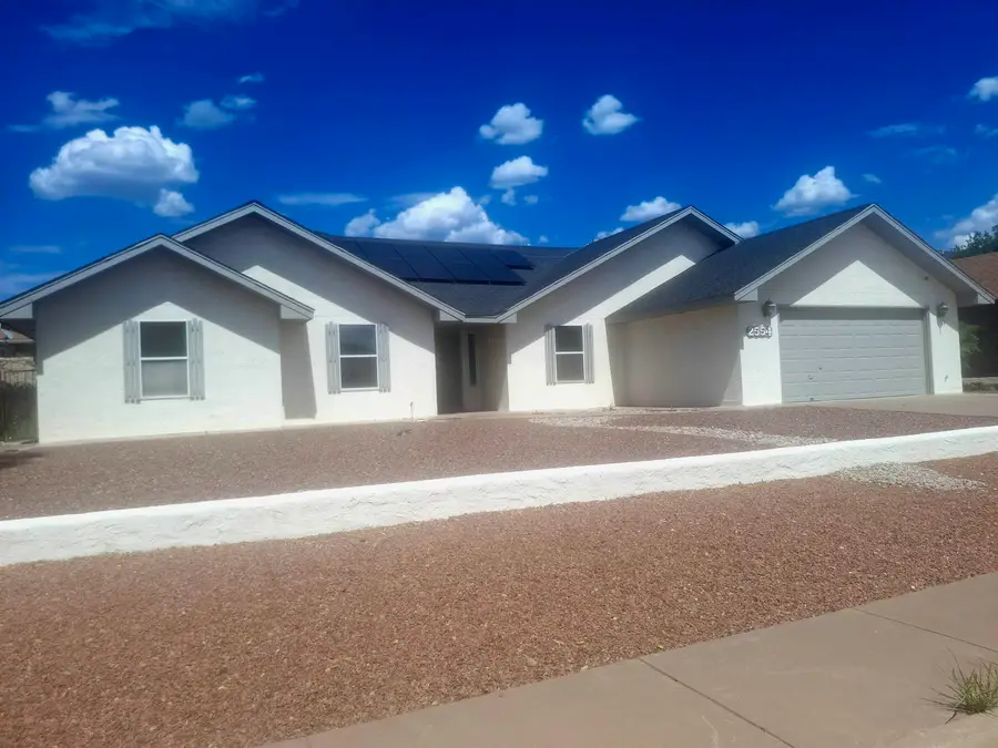 2554 Desert Hills DR, Alamogordo, NM 88310 - #2
