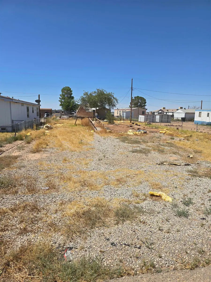 747 Brooks AVE, Alamogordo, NM 88310 - #2