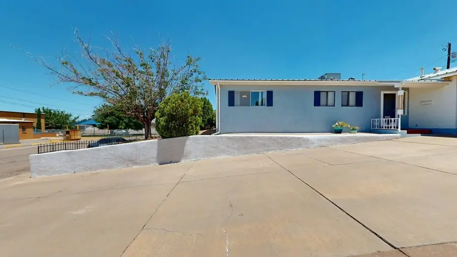 1812 Pontiac DR, Alamogordo, NM 88310 - #3