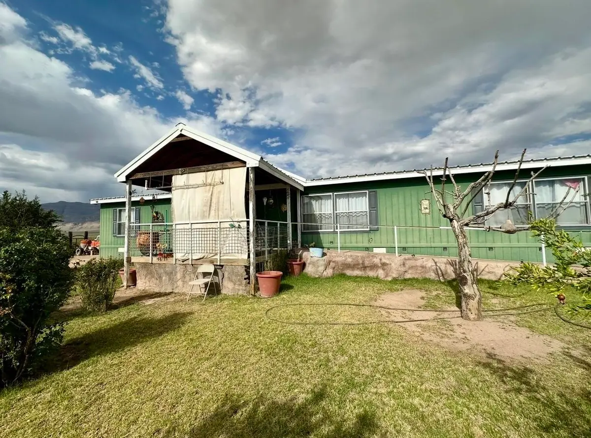 176 Roberts RD, Alamogordo, NM 88310 - #1