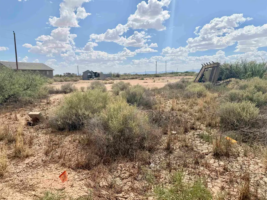 6 James Way, Alamogordo, NM 88310 - #3