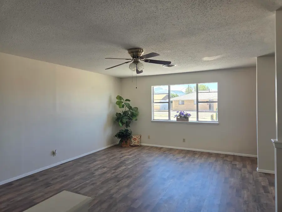 1303 Twenty-Second ST, Alamogordo, NM 88310-8275 - #2