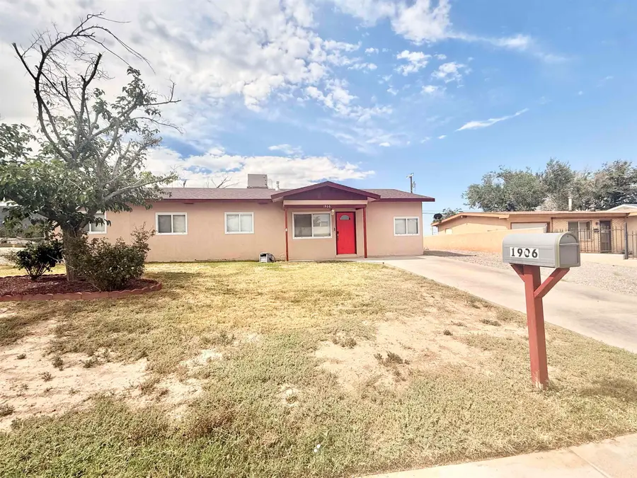 1906 Abbott AVE, Alamogordo, NM 88310 - #2