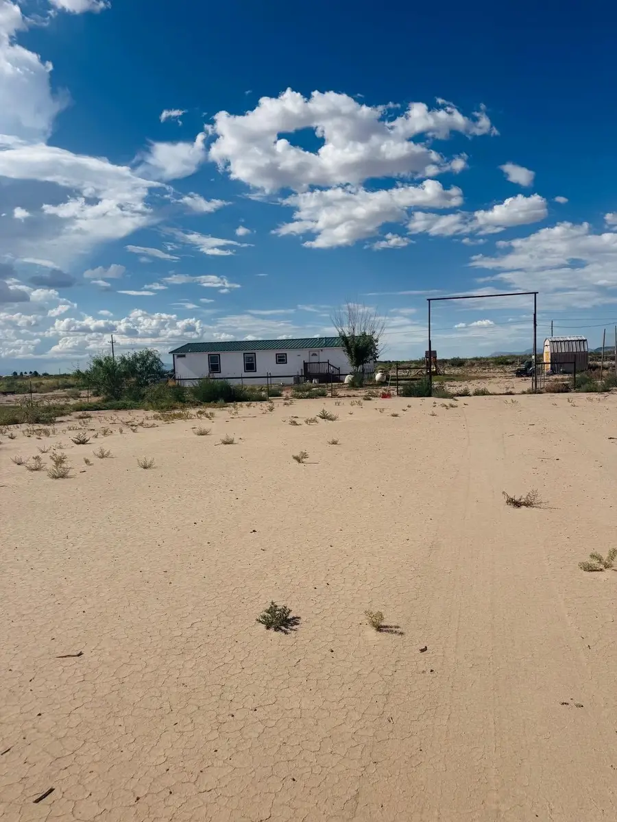 290 Tulie Gate Rd, Tularosa, NM 88352 - #2
