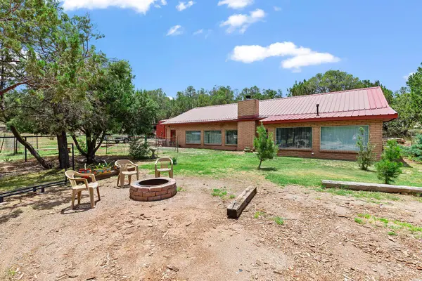 14 Bootlegger Rd, High Rolls Mountain Park, NM 88325