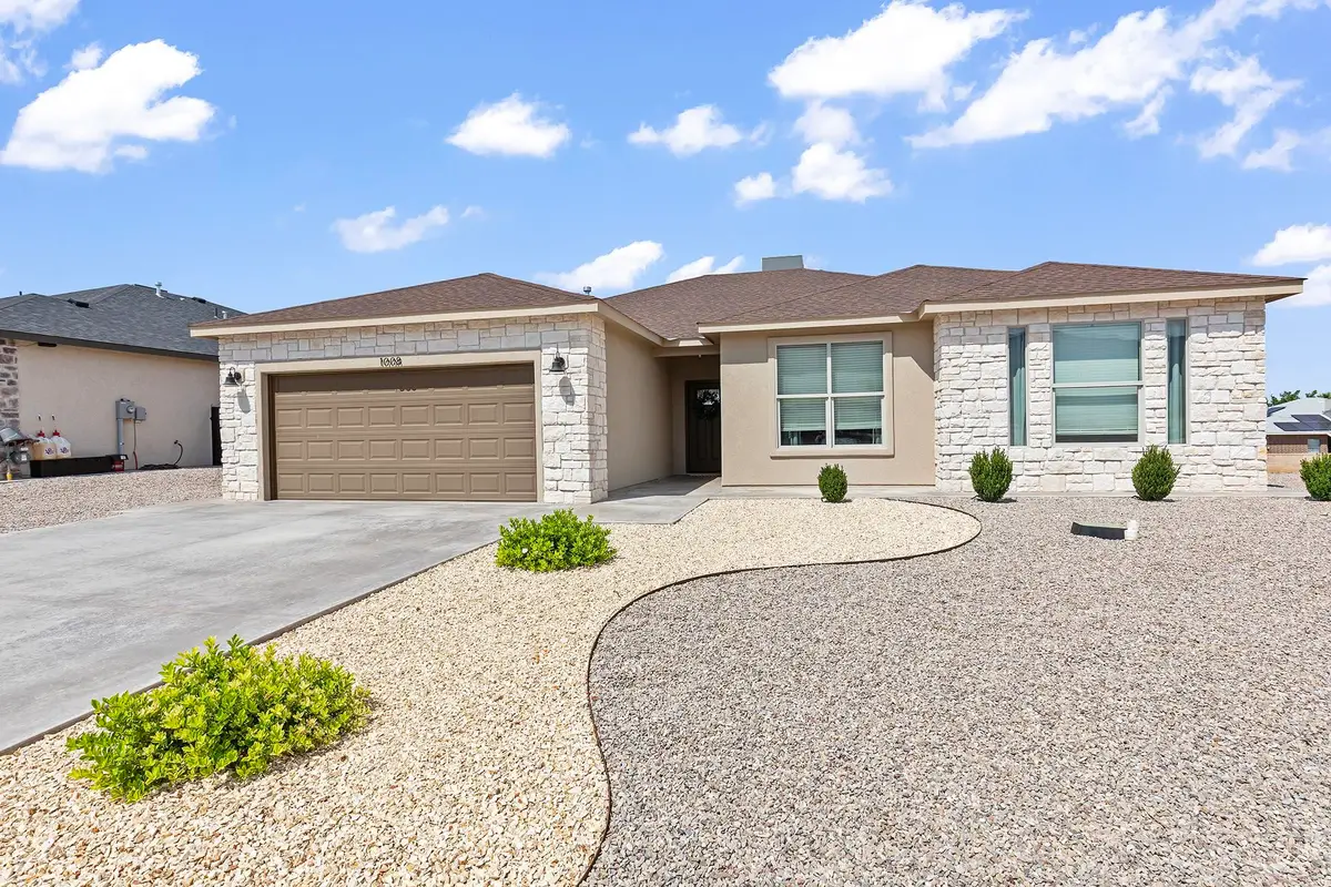 1008 La Puerta, Alamogordo, NM 88310 - #1